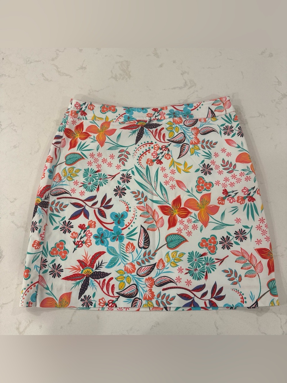 Talbots White Floral Skirt a line with Multicolor Blooms size 10